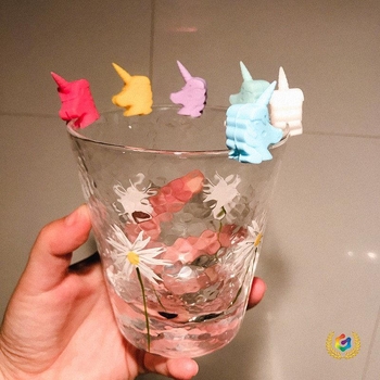 Marcator creativ pentru pahare de vin cu unicorn și ananas – etichetă de identificare din silicon