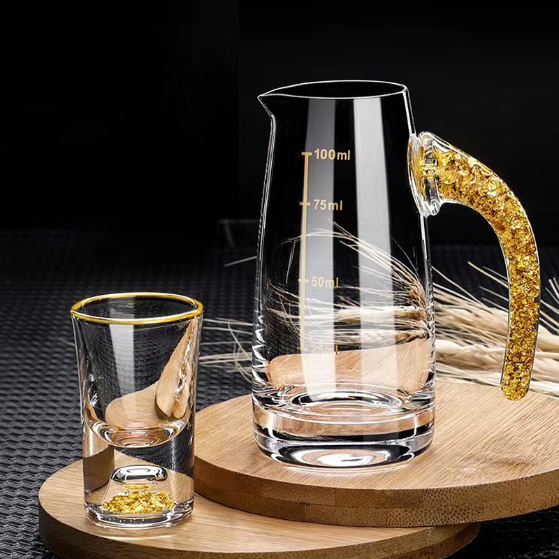 Set de pahare din cristal cu foiță de aur — pahare mici, cu gură unică, fără plumb, cu dispenser de turnare, în cutie cadou