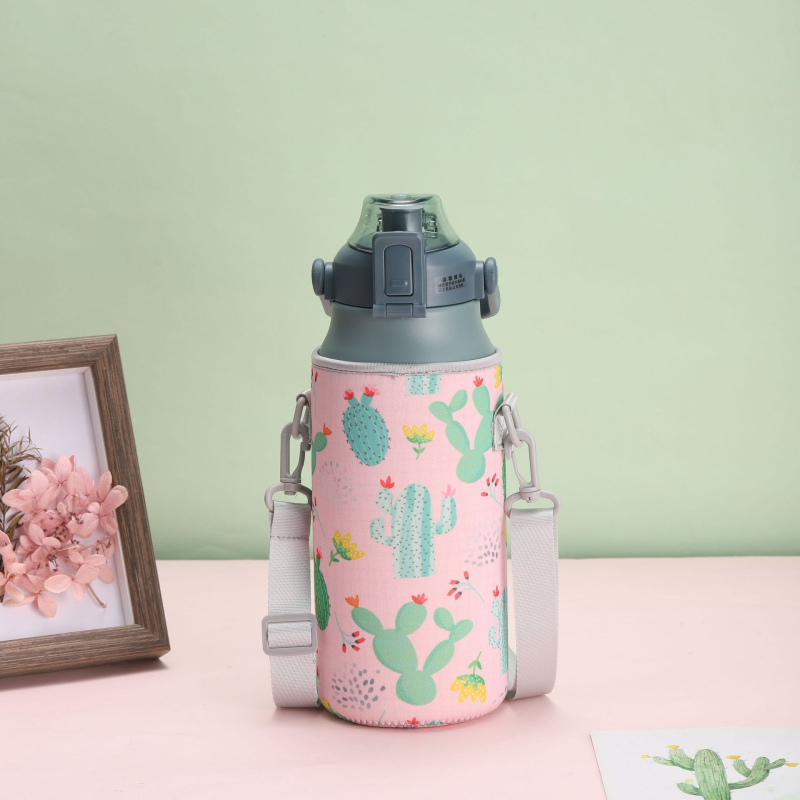 Ceașcă din plastic izolată drăguță, 1300 ml, husă pentru ceașă cu curea crossbody, potrivire universală, ceșă de 1700 ml cu corp lat, husă de protecție pentru exterior