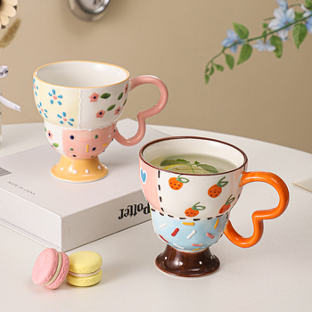 Ceșcuță ceramică cu relief, pictată manual, pentru cafea, design drăguț