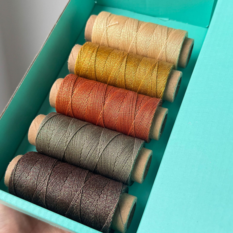 Set de ață de ceară cu 6 fibre, temă cerului înstelat, pentru realizarea bijuteriilor — fir de ceară în tub de hârtie multicolor, fir circular de ceară în tema cerului înstelat, 80 m