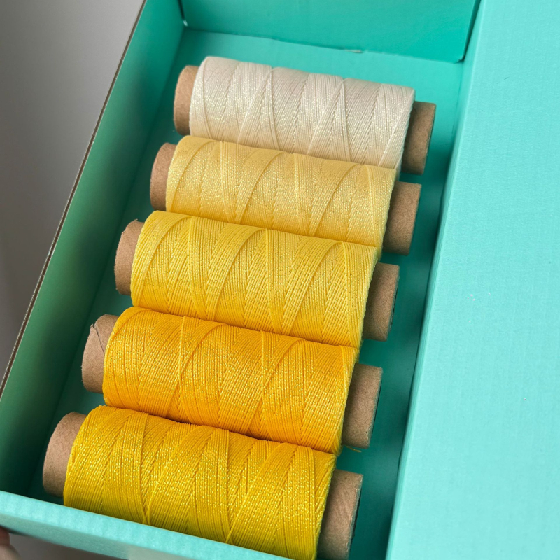 Set de ață de ceară cu 6 fibre, temă cerului înstelat, pentru realizarea bijuteriilor — fir de ceară în tub de hârtie multicolor, fir circular de ceară în tema cerului înstelat, 80 m