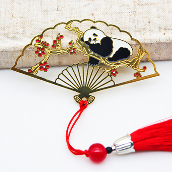 Semn de carte în stil chinezesc antic cu evantai pliant, panda drăguț, din metal cu decupaj și ciucure