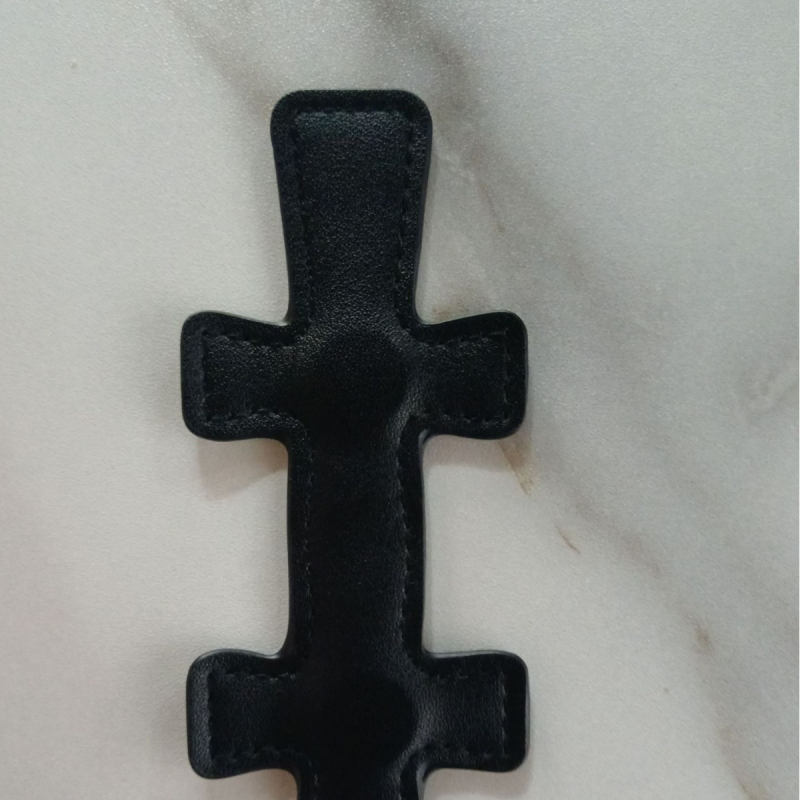 Semn de pagină magnetic din piele, în formă de cruce – gravare cu laser, marcaj de Crăciun