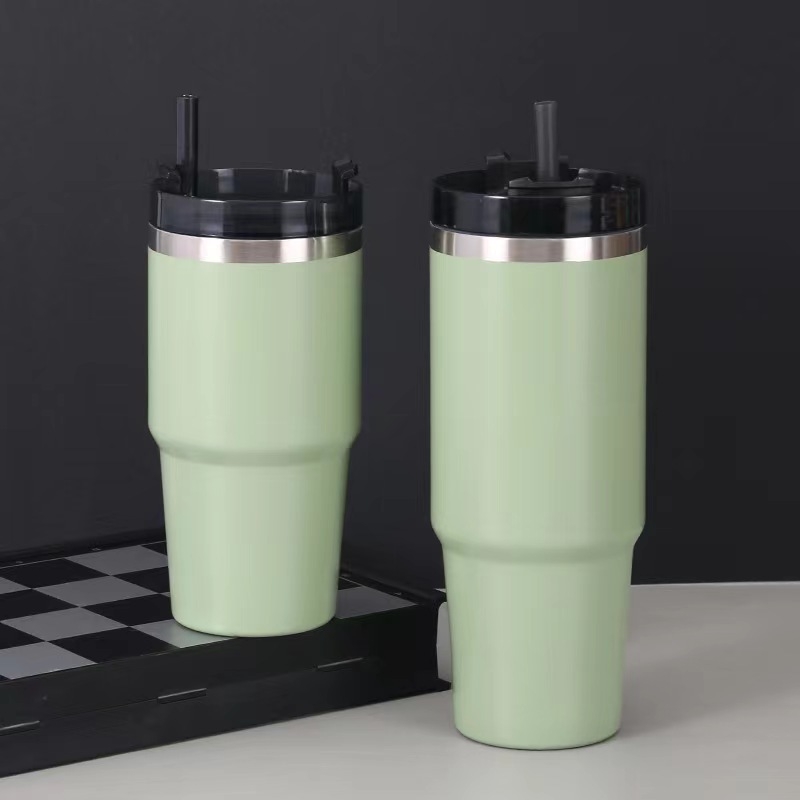 Cupe izolate din oțel inoxidabil 304 pentru mașină, capacitate mare 20 oz/30 oz, cu capac și pai, menține băuturile calde sau reci