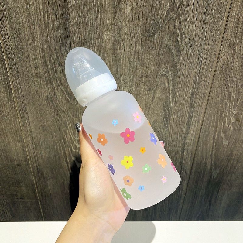 Pahar de apă din plastic drăguț, cu pai și capac în stil biberon, portabil, design în stil coreean pentru adulți și copii.