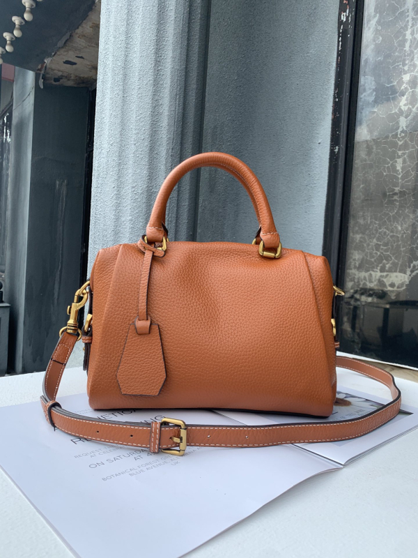 Velika Boston torba od prave kože, koža prvog sloja, crossbody remen, zatvaranje na zip, velika kapaciteta, za rekreacijska putovanja