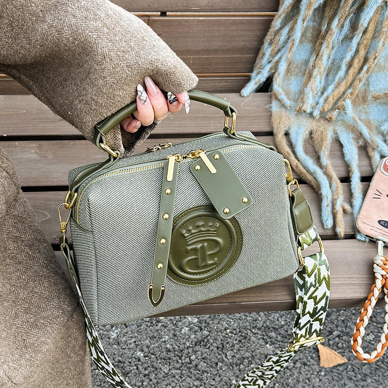 Ženska torba u obliku jastuka za jesen-zimu, velika kapaciteta, jednostavan i svestran dizajn za rame ili crossbody, PU koža, 2026 proljeće-ljeto
