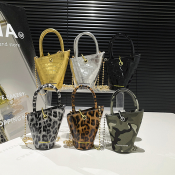 Ženska torba s leopard uzorkom i lancem, bucket stil, retro dizajn, mala crossbody torba za žene, unutarnja pretinica za dokumente i torbica za ruž