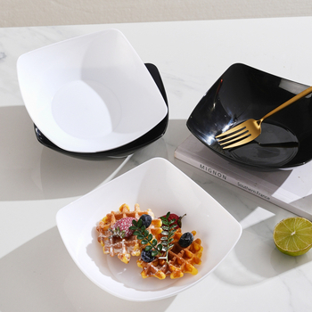 Farfurie pătrată în stil Nordic, din plastic, cu bază cu picioare, pentru salate, supe și preparate reci