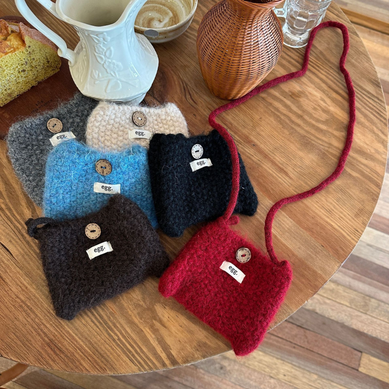 Jiaoduo mini pletena crossbody torbica za mobitel s monokromatskim točkastim uzorkom