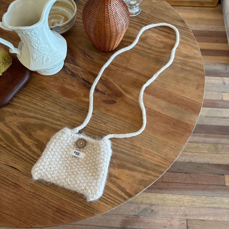 Jiaoduo mini pletena crossbody torbica za mobitel s monokromatskim točkastim uzorkom