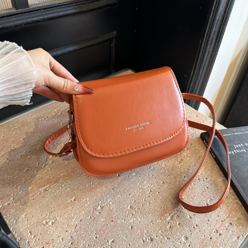 PU kožna torbica u stilu sedla, mala kvadratna crossbody torba za svakodnevnu upotrebu, korejskog stila, jesen 2025