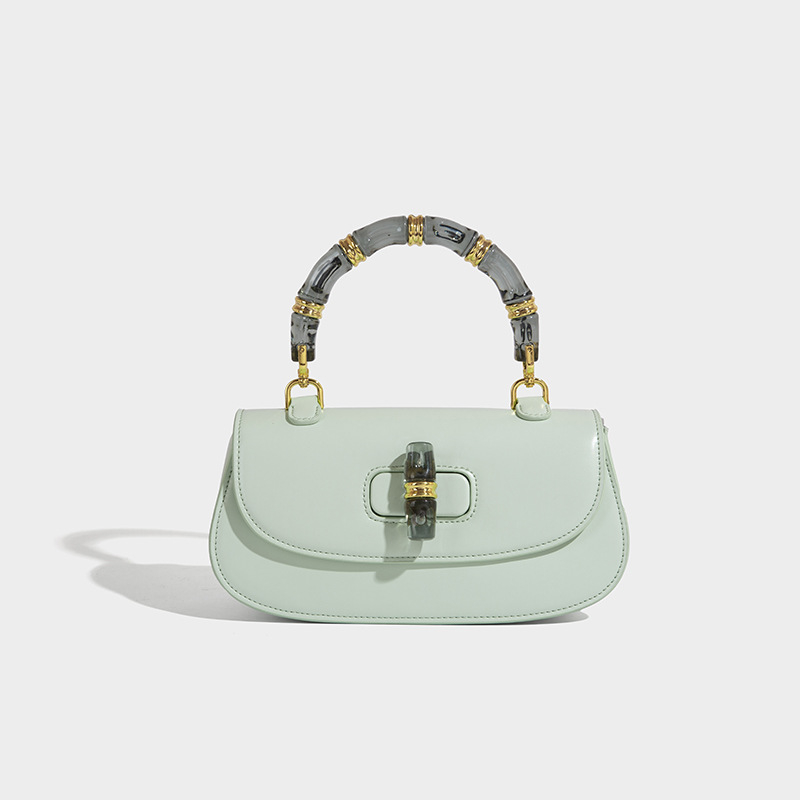 Kristalna torbica tip sedlo s bambus detaljem, svestrana mala ženska torbica, novi model 2025, minimalistički i elegantan stil, za rameno ili crossbody nošenje