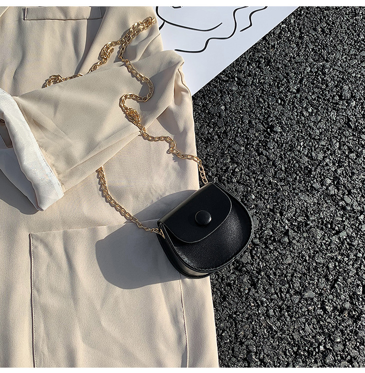 Mini ženska torbica s lancem, saddle stil, korejski dizajn, kompaktna crossbody torba za rame
