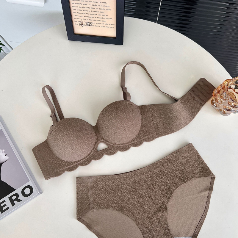 311 Sutien bez naramenica, polu-kosarica, srednje debeli punjenje, Push-Up, bežični set