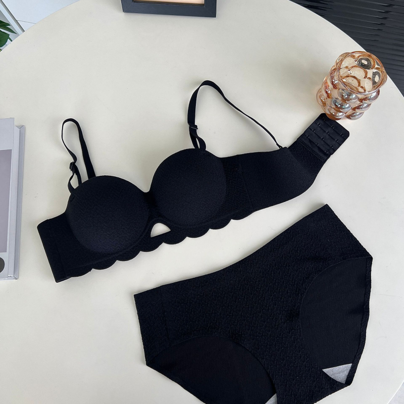 311 Sutien bez naramenica, polu-kosarica, srednje debeli punjenje, Push-Up, bežični set