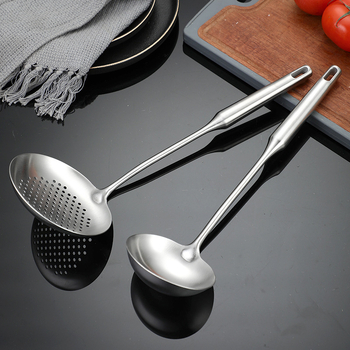 Set de 6 ustensile de bucătărie din oțel inoxidabil 304: spatulă, spatulă pentru prăjit, lingură, lingură cu găuri și încă două unelte de bucătărie.