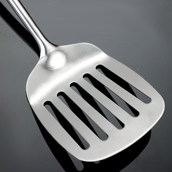 Set de 6 ustensile de bucătărie din oțel inoxidabil 304: spatulă, spatulă pentru prăjit, lingură, lingură cu găuri și încă două unelte de bucătărie.