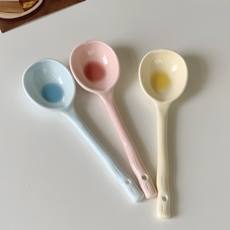 Lingură ceramică cu mâner lung, stil Instagram, pentru uz casnic, lingură drăguță de desert pentru ovăz și iaurt
