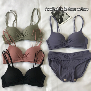 Bezdrôtová push-up podprsenka so vzhľadom na pekný chrbát, tenké ramienka, košíky 3/4, nylon/elastán, pohodlné každodenné nosenie