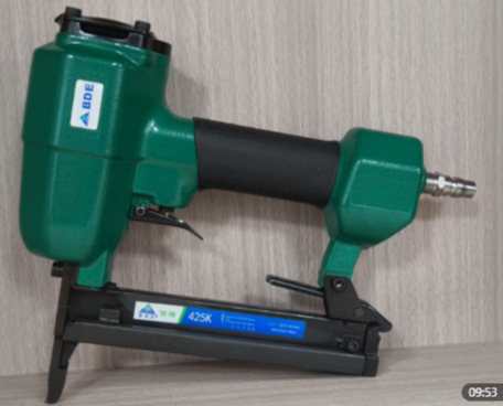 Pistol de cuie cu presiune înaltă pentru tâmplărie, cuie din oțel