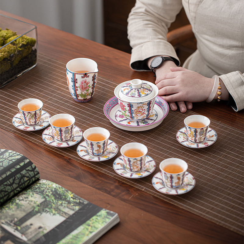 Set hexagonal de ceai cu emailare într-un stil luxos – gaiwan, ceainic și cești în cutie cadou