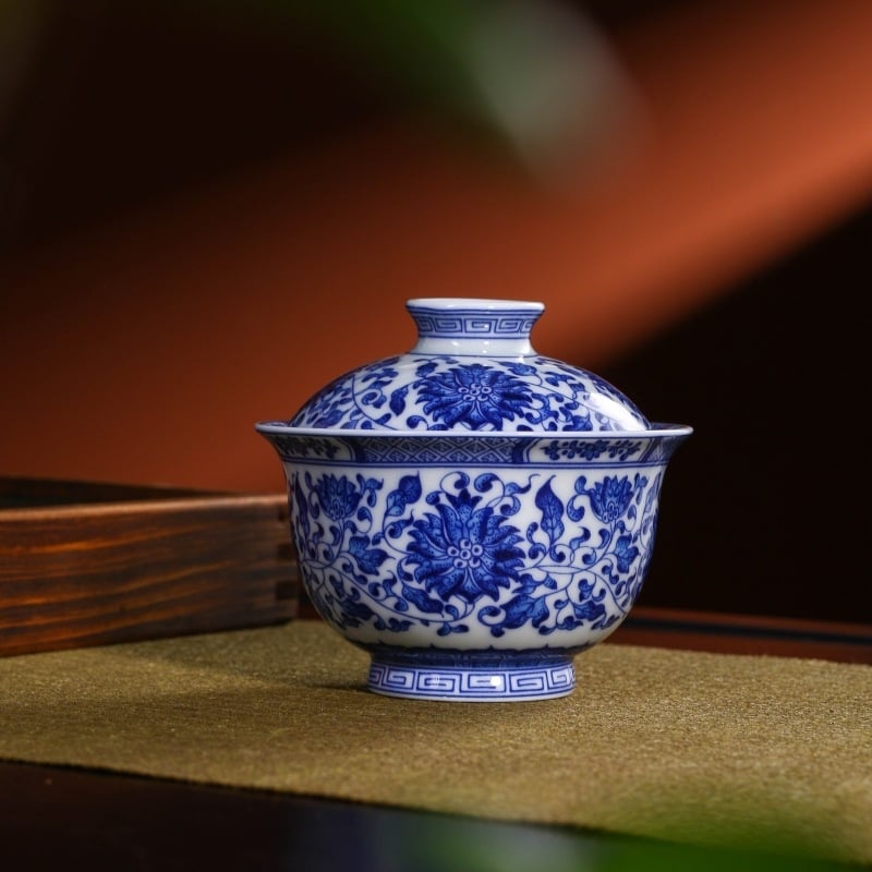 Set de ceai Kung Fu cu gaiwan, ceramică, albastru și alb, cutie cadou