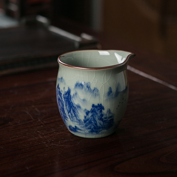 Set ceai ceramic albastru și alb, glazură crăpată, cupă de distribuție a ceaiului, divizor pentru ceai și tavă, stil peisaj, stil chinezesc