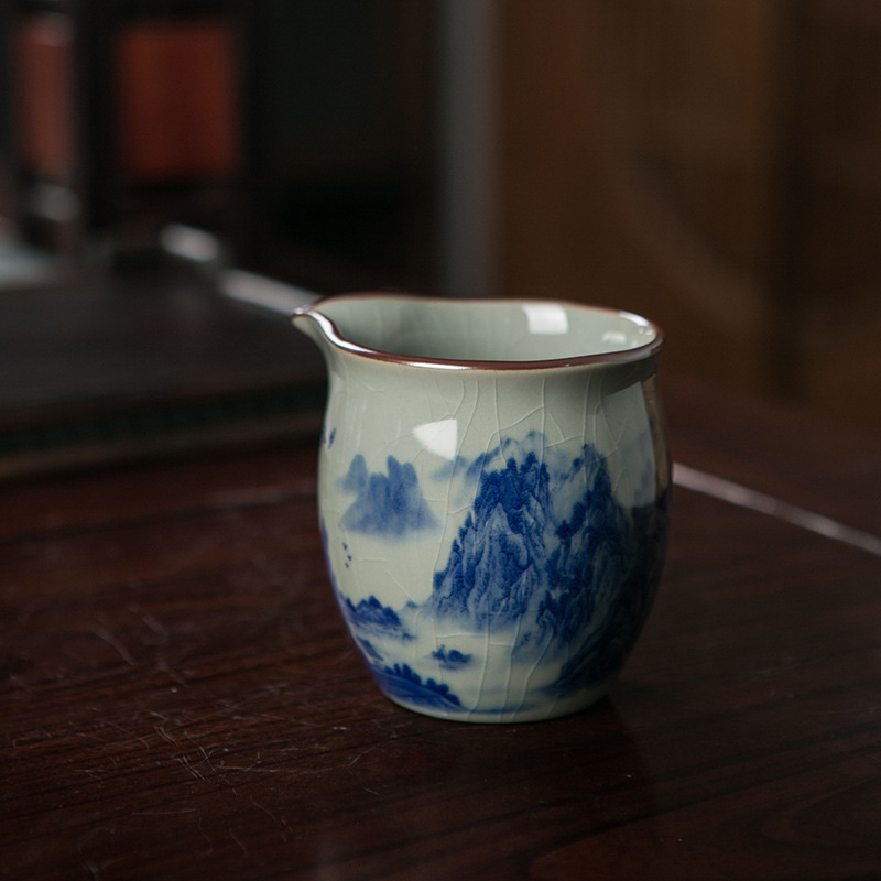 Set ceai ceramic albastru și alb, glazură crăpată, cupă de distribuție a ceaiului, divizor pentru ceai și tavă, stil peisaj, stil chinezesc