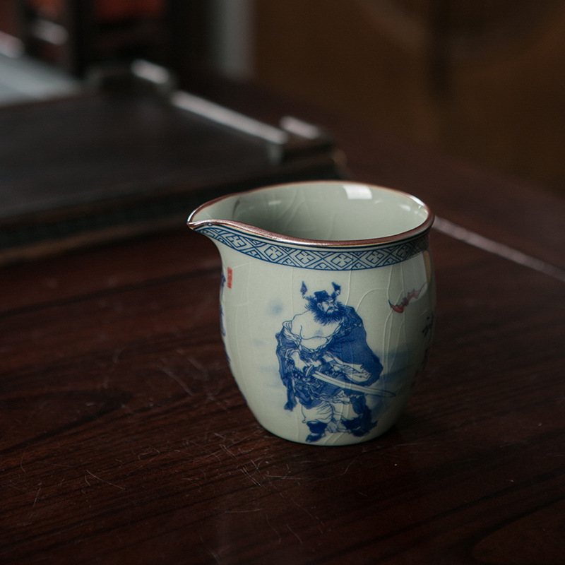 Set ceai ceramic albastru și alb, glazură crăpată, cupă de distribuție a ceaiului, divizor pentru ceai și tavă, stil peisaj, stil chinezesc