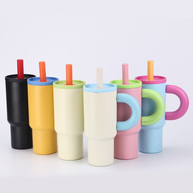 Tumbler izoterm din oțel inoxidabil cu mâner, portabil pentru exterior, pentru mașină