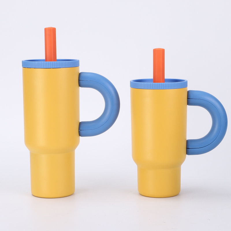 Tumbler izoterm din oțel inoxidabil cu mâner, portabil pentru exterior, pentru mașină