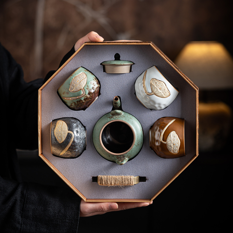 Set de ceai Gongfu din ceramică, într-o cutie cadou, inspirat de Muzeul Orașului Interzis, potrivit ca dar pentru persoane în vârstă și clienți, zile de naștere, inaugurări și cadouri pentru Anul Calului.