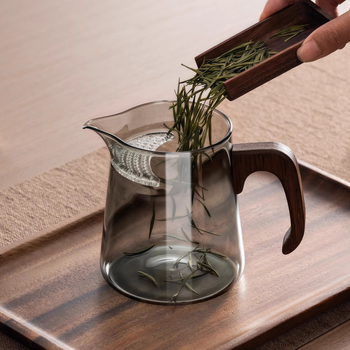 Ceasca de ceai din sticlă borosilicat groasă, în formă de semilună, cu filtru integrat și separare ceai-apă, infuzor pentru ceai verde