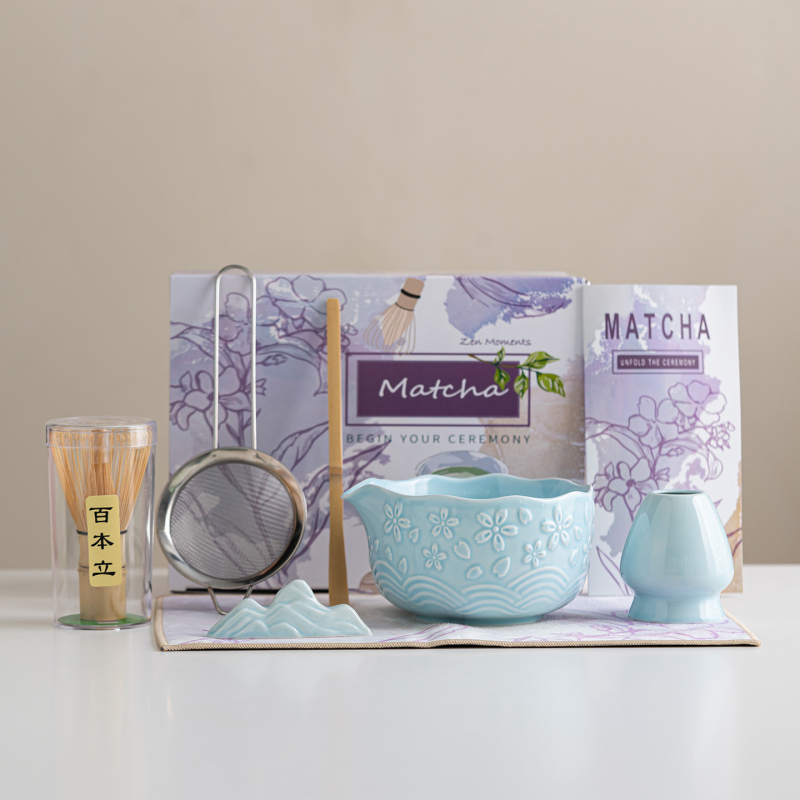 Set ceramic pentru matcha: boluri cu design în relief de sakura, 7 piese, cu gură de turnare, cutie colorată