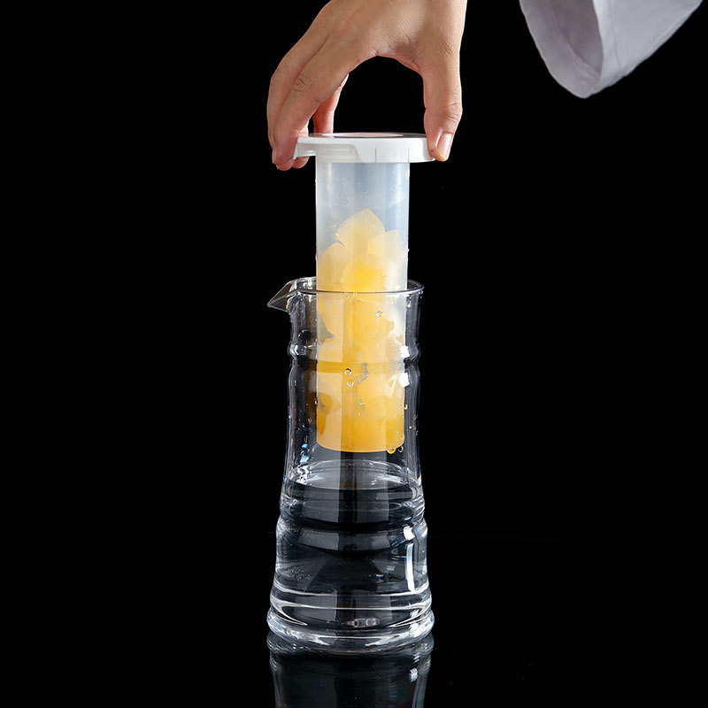 Decantor din acril cu design cu două săbii, capacitate 401–500 ml, transparent, rezistent la cădere, pentru baruri și restaurante