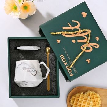 Ceașcă ceramică creativă cu capac și lingură, pentru cuplu, cadou de eveniment cu logo imprimat