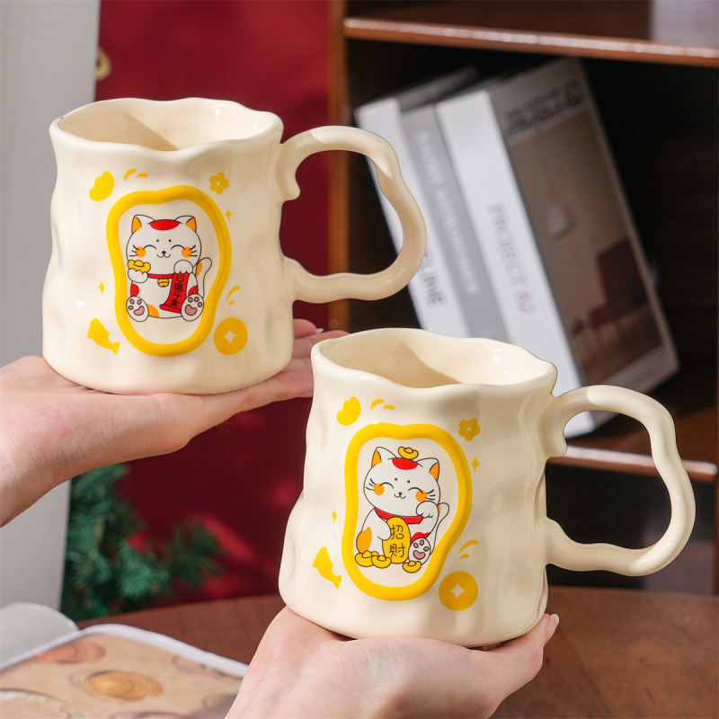 Cană ceramică pictată manual cu pisica norocoasă Maneki-Neko, stil Chinezesc, cadou unisex