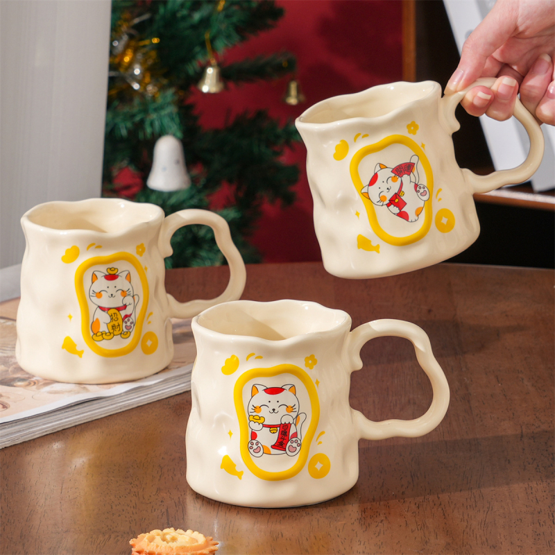Cană ceramică pictată manual cu pisica norocoasă Maneki-Neko, stil Chinezesc, cadou unisex