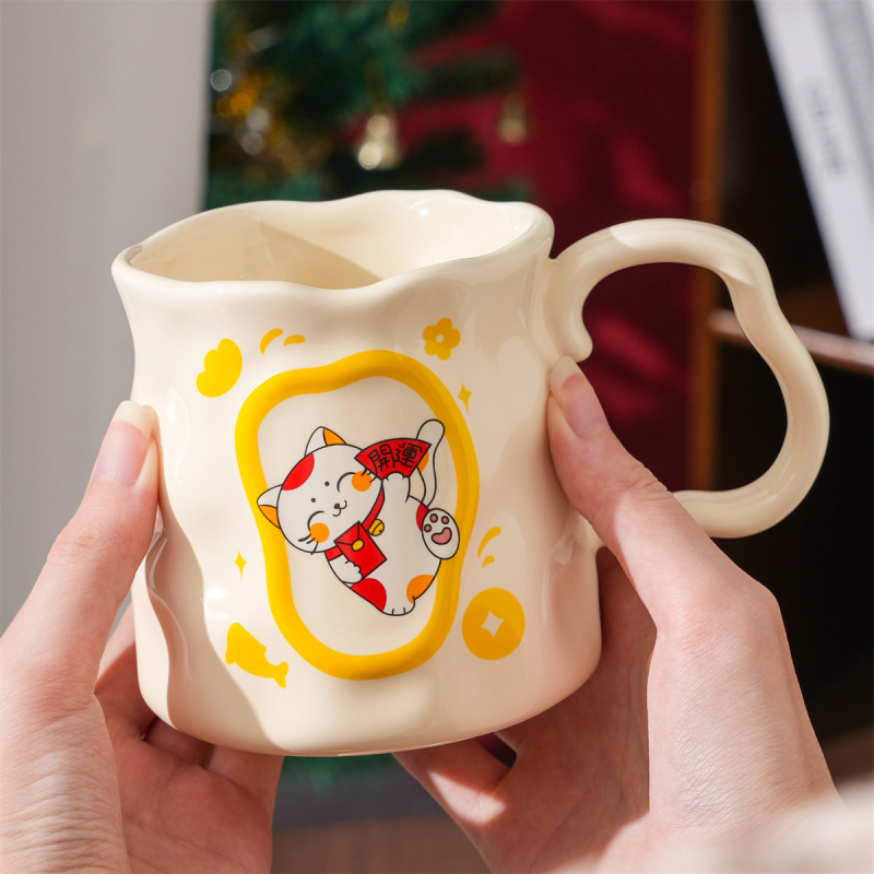 Cană ceramică pictată manual cu pisica norocoasă Maneki-Neko, stil Chinezesc, cadou unisex