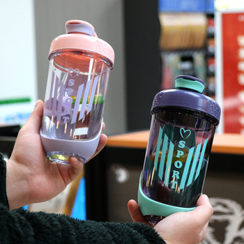 Shaker pentru proteine, 590 ml, corp dublu din policarbonat, portabil, pentru milkshake