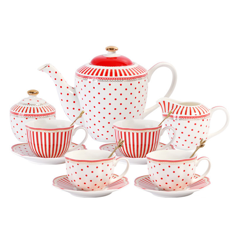 Set ceramică de cafea cu ceașcă și farfurie, în stil european, pentru ceaiul de după-amiază în stil francez – cadou pentru casa nouă