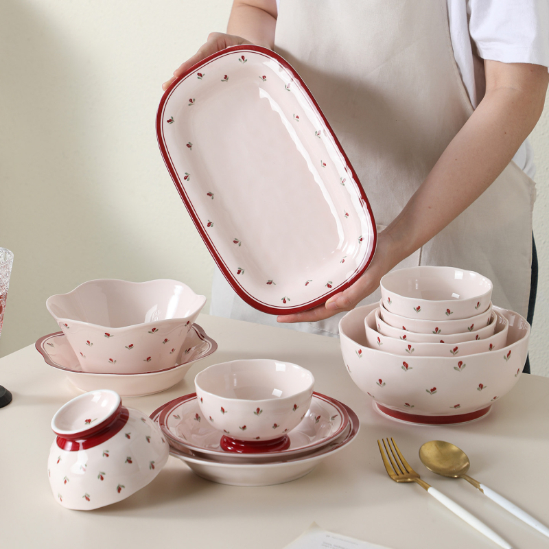 Set de boluri și farfurii din ceramică cu model roșu de flori sub glazură, pentru uz casnic, drăguț