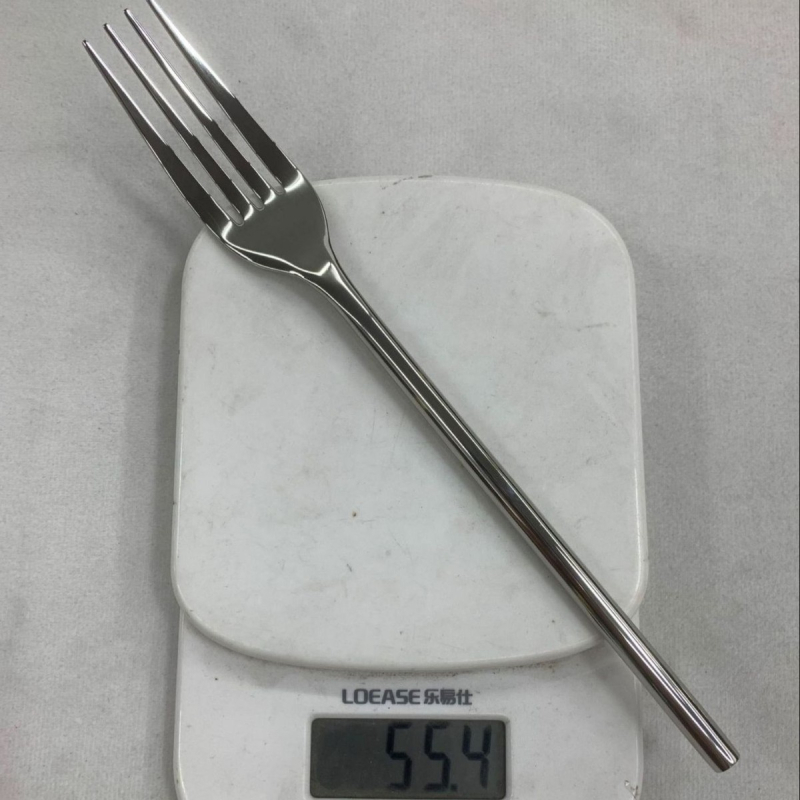 Set de tacâmuri occidentale din oțel inoxidabil 304, simplu și durabil, mâner subțire: cuțit, furculiță și lingură