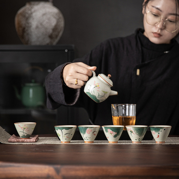 Ceașă Ge Kiln Jianzhan pictată manual cu lotus, set Kung Fu de ceai pentru cadouri de afaceri, imprimare logo disponibilă