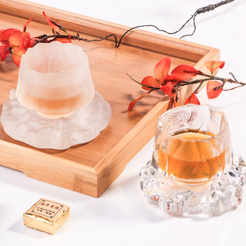 Set pahare de degustare a ceaiului din sticlă, stil japonez, cu lotus și margine aurie