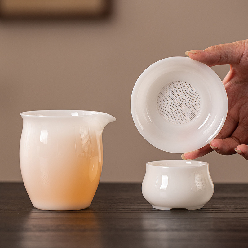 Filtru de ceai din porțelan alb, cu filtrare integrată – set de ceai ceramic complet