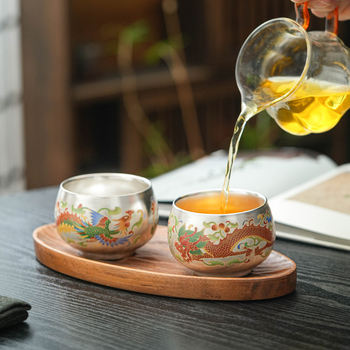 Ceașcă de ceai Luohan cu Dragon și Phoenix, ceramică, nuanță argintiu, accente 999 argint, elegantă pentru uz casnic