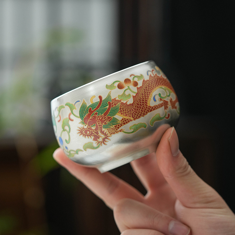 Ceașcă de ceai Luohan cu Dragon și Phoenix, ceramică, nuanță argintiu, accente 999 argint, elegantă pentru uz casnic